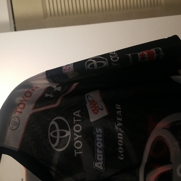 Under Armor- Made in the USA NASCAR pit shirt. Men's XXL - Picture 4 of 9